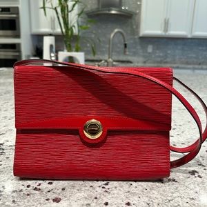 Authentic‎ LOUIS VUITTON Arche 2Way Shoulder Clutch Bag Epi Leather Red M52577